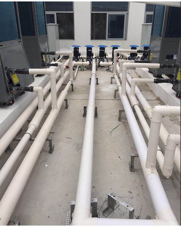 給水管施工現場(chǎng)